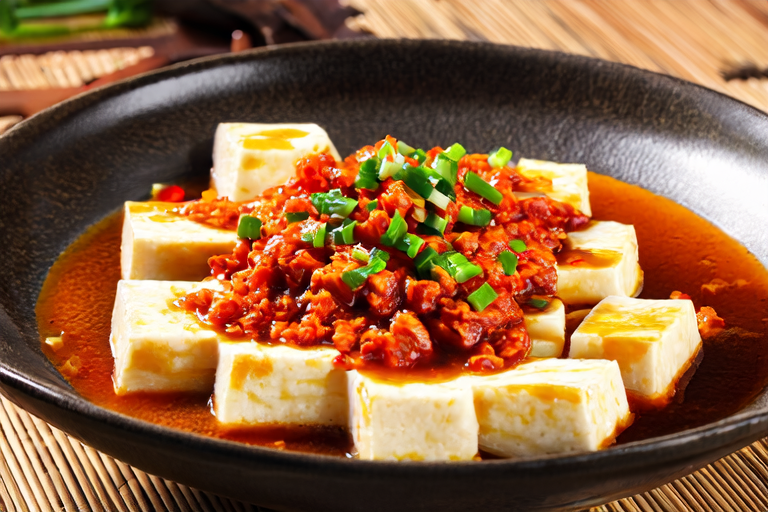 Spicy Tofu Delight: A Signature Dish of Hunan Cuisine